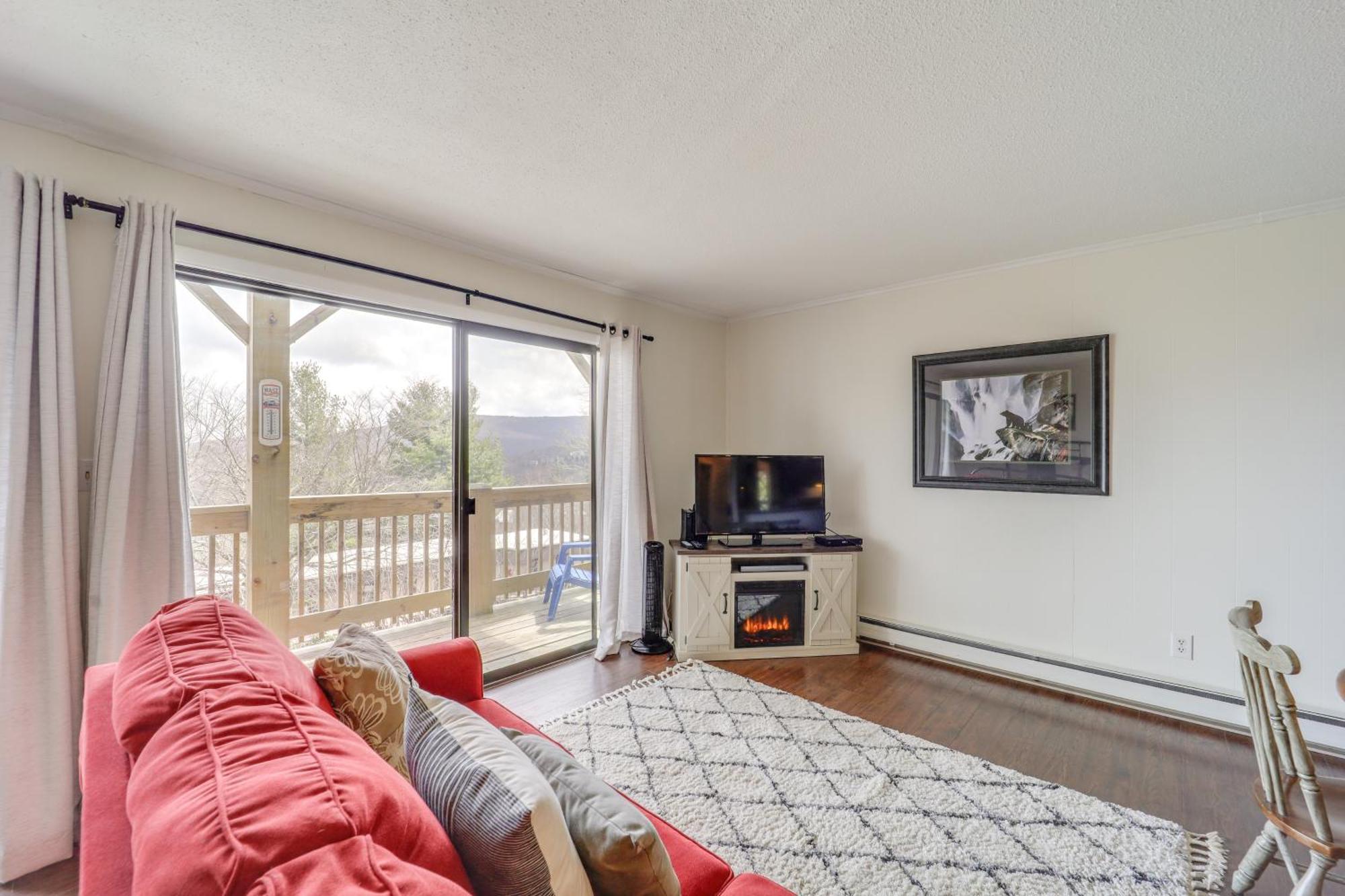 Beech Mountain Studio With Balcony Less Than 1 Mi To Skiing! Екстер'єр фото