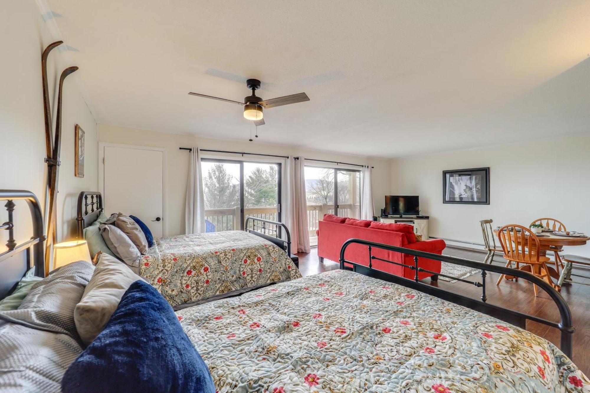 Beech Mountain Studio With Balcony Less Than 1 Mi To Skiing! Екстер'єр фото