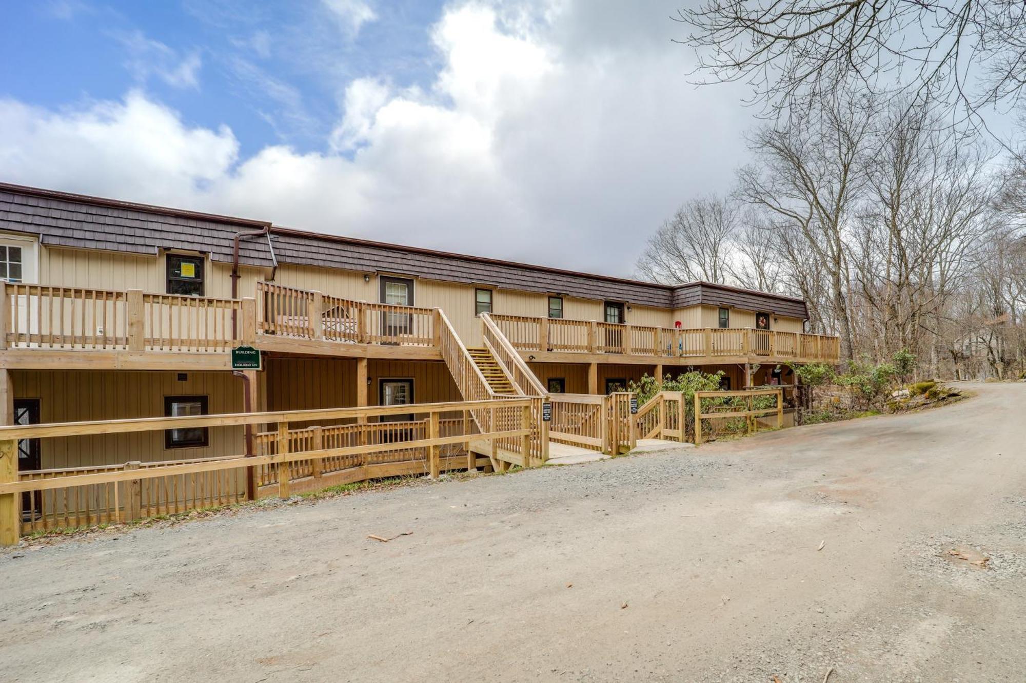Beech Mountain Studio With Balcony Less Than 1 Mi To Skiing! Екстер'єр фото
